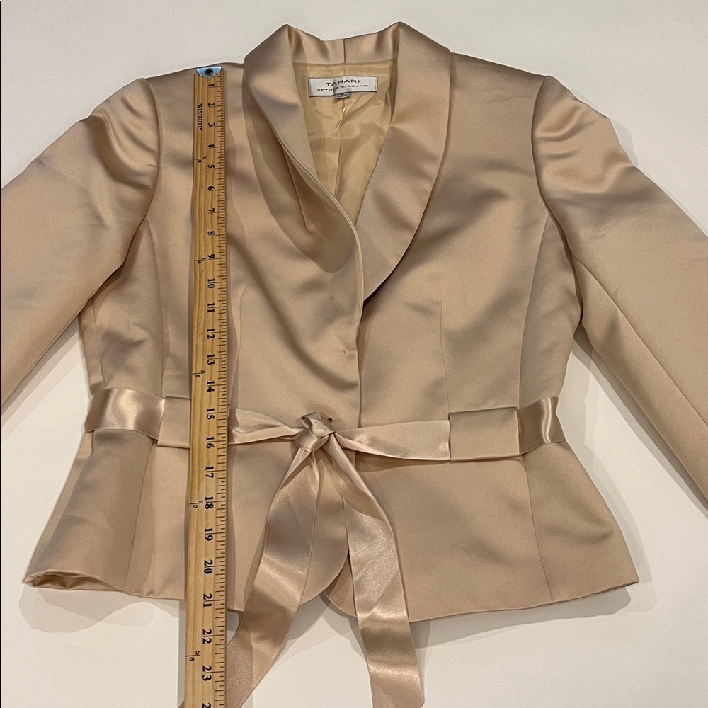 Tahari ASL Champagne Satin Waist Tie with Lace Straight Skirt Suit size small - Picture 7 of 7